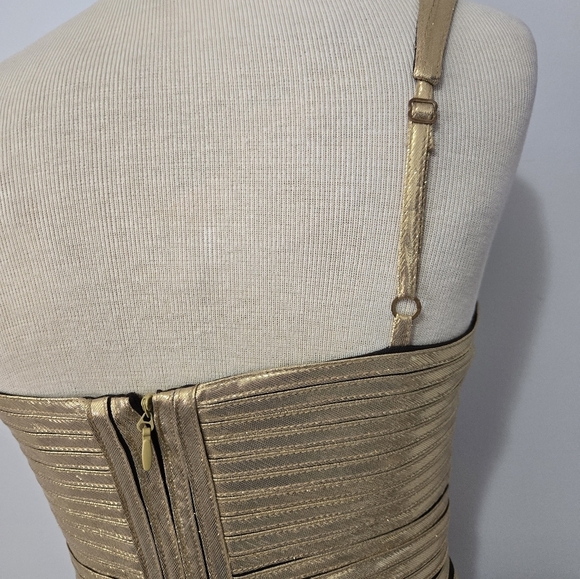 BCBG MAXAZARIA Gold And Black Striped Sleeveless Mini Dress. Size 6 - Picture 6 of 10